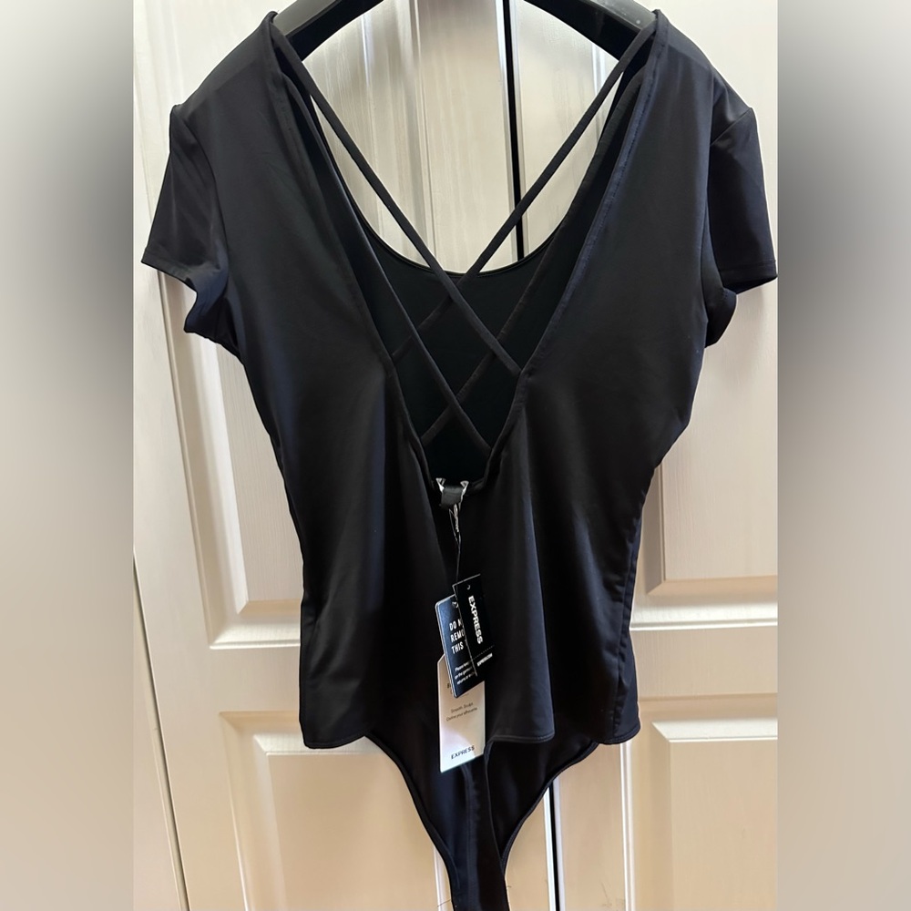Express body contour bodysuit